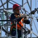 A norma regulamentadora 10 visa salvar vidas de colaboradores que trabalham em áreas com instalações elétricas. Entenda o que aprenderá no curso online!