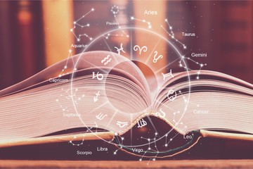 Curso online grátis de Astrologia